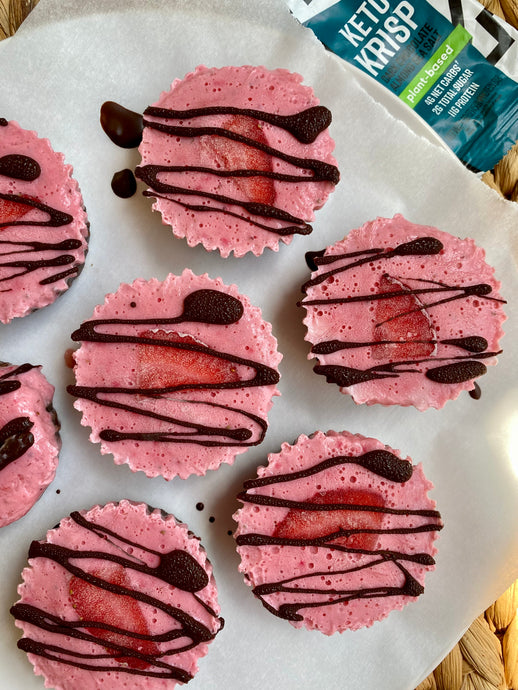 Strawberry Dark Chocolate Frozen Yogurt Bites